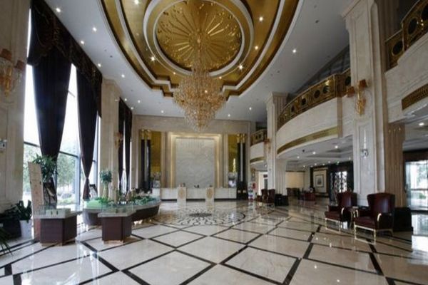 Baiyunbian Hotel (Jingzhou)